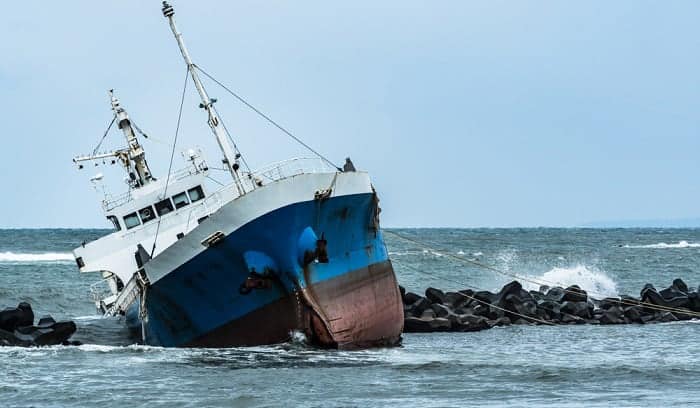 Aground fishguard boat runs fishing speed high pembrokeshire herald rnli lower run